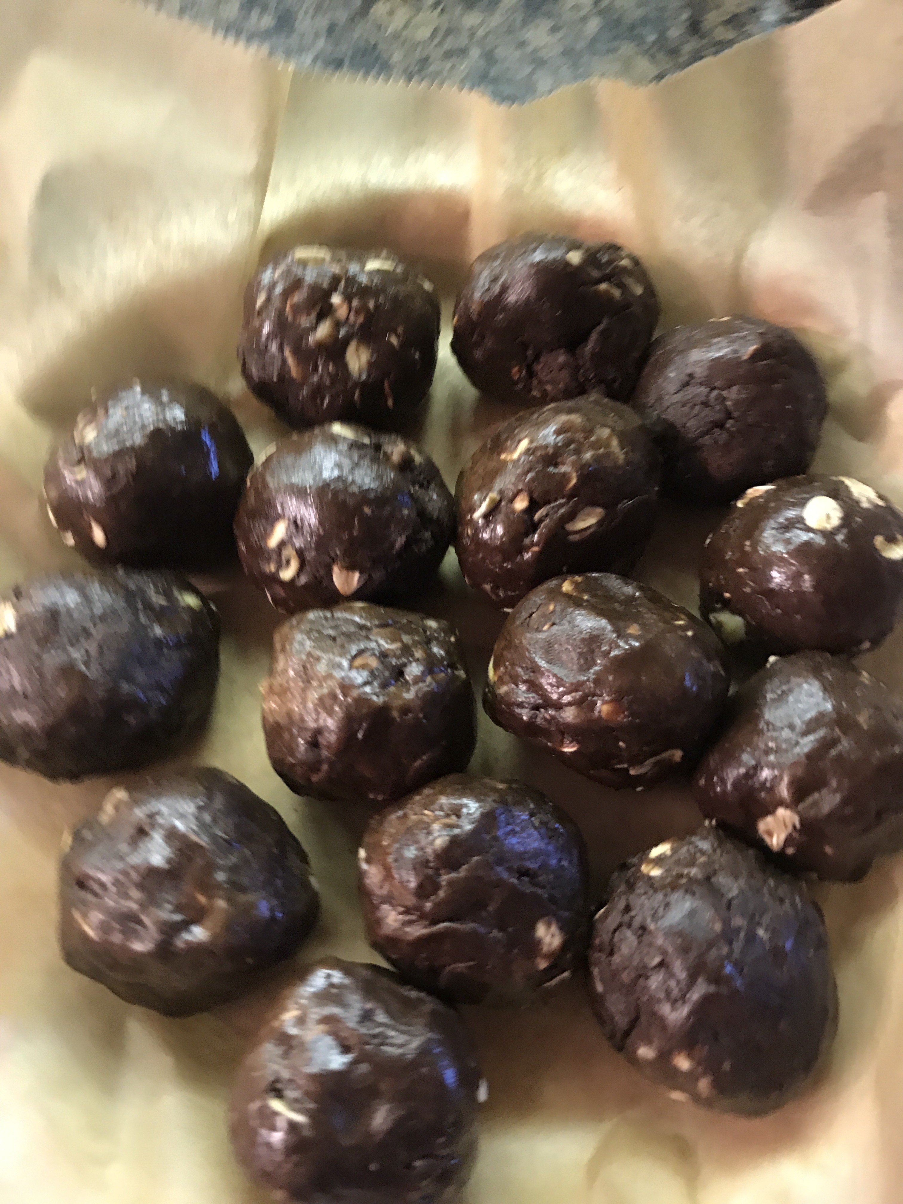 Vegan Chocolate Shakeology Energy Balls